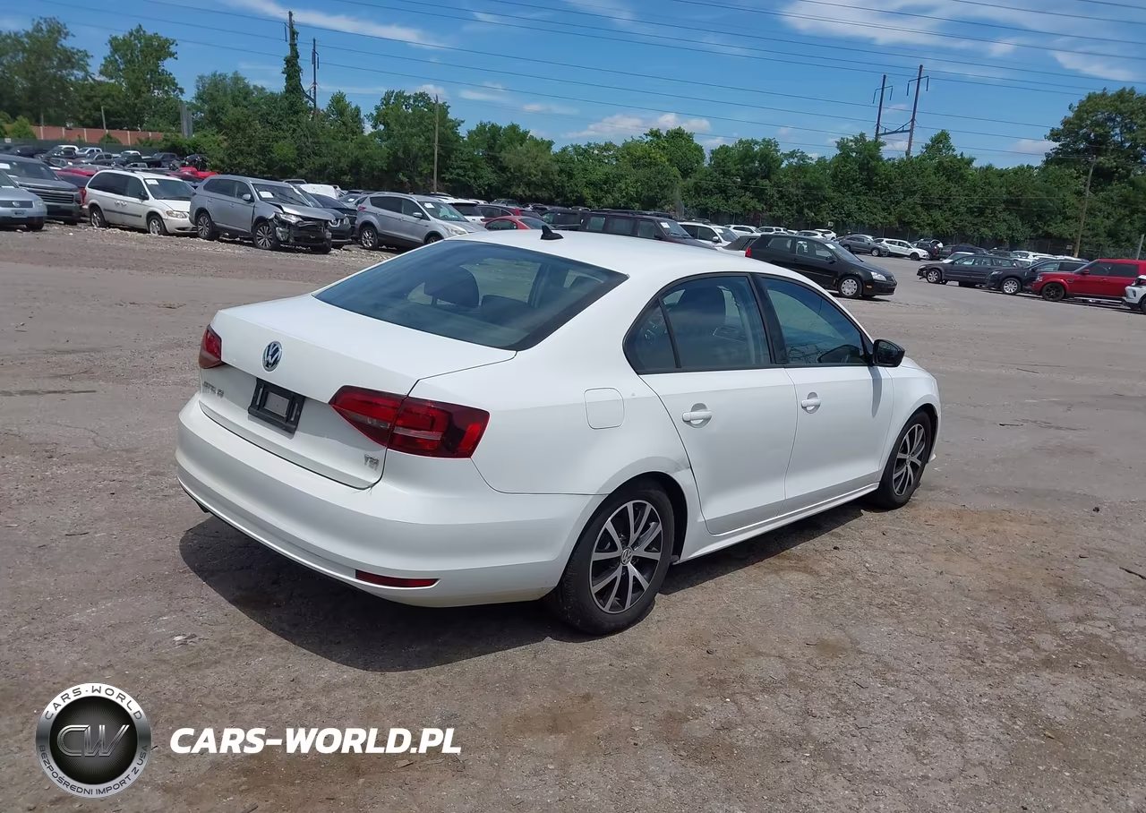 2016 Volkswagen Jetta 1.4T Se VIN:3VWD67AJ4GM372767 - 4