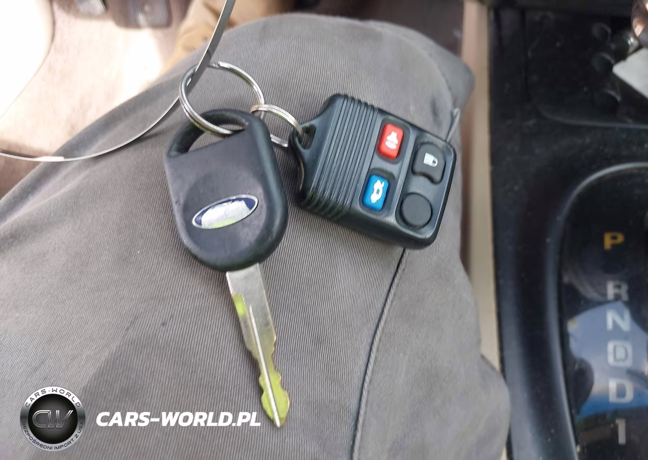 2000 Ford Taurus Ses VIN:1FAFP55S7YA187293 - 11