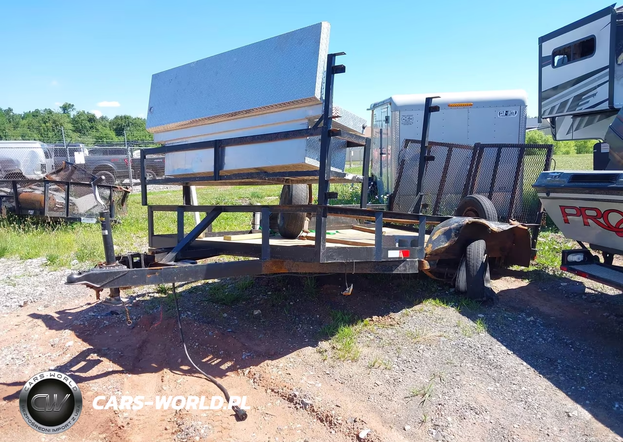 1986 Utility Trailer VIN:4PTU61224TM008411 - 2