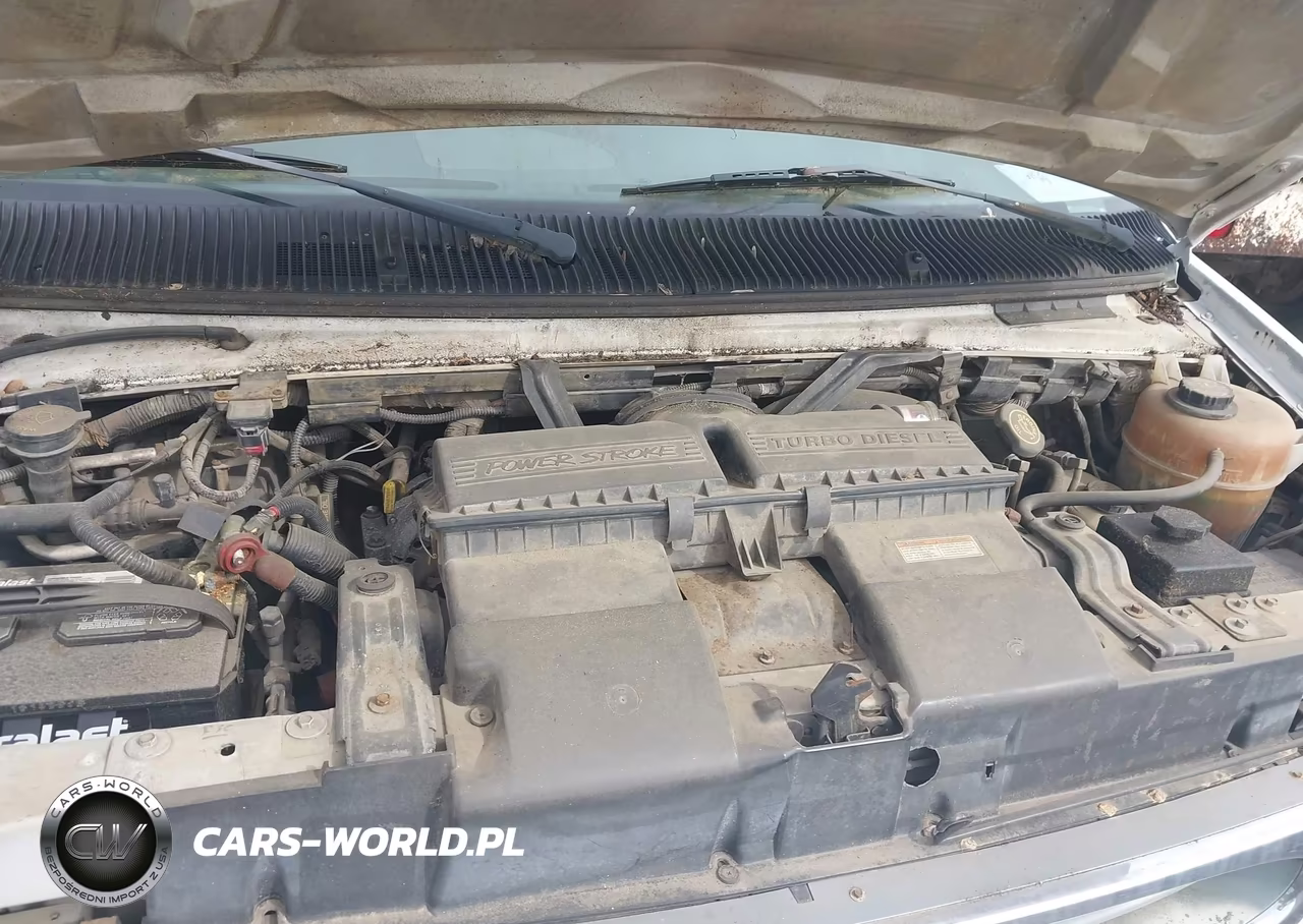 2000 Ford E-450 Cutaway Standard VIN:1FDXE45F6YHB85264 - 9