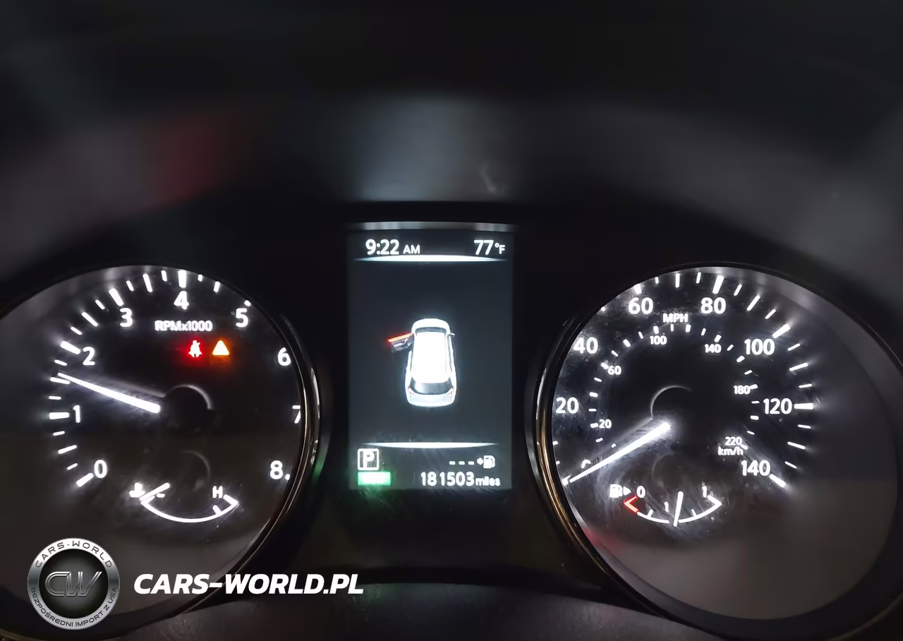 2017 Nissan Rogue S VIN:5N1AT2MV9HC731996 - 7