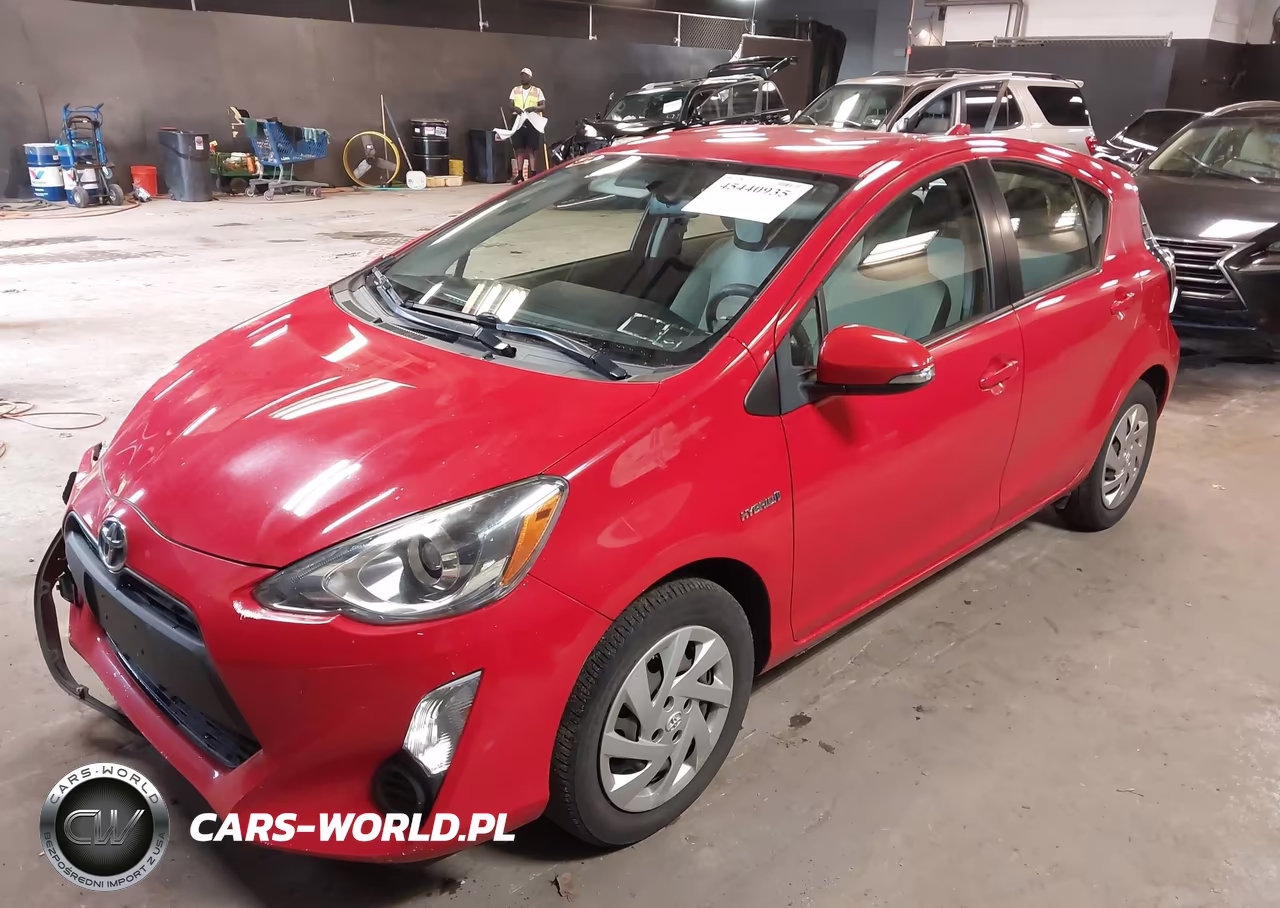 2015 Toyota Prius C One VIN:JTDKDTB35F1108591 - 2