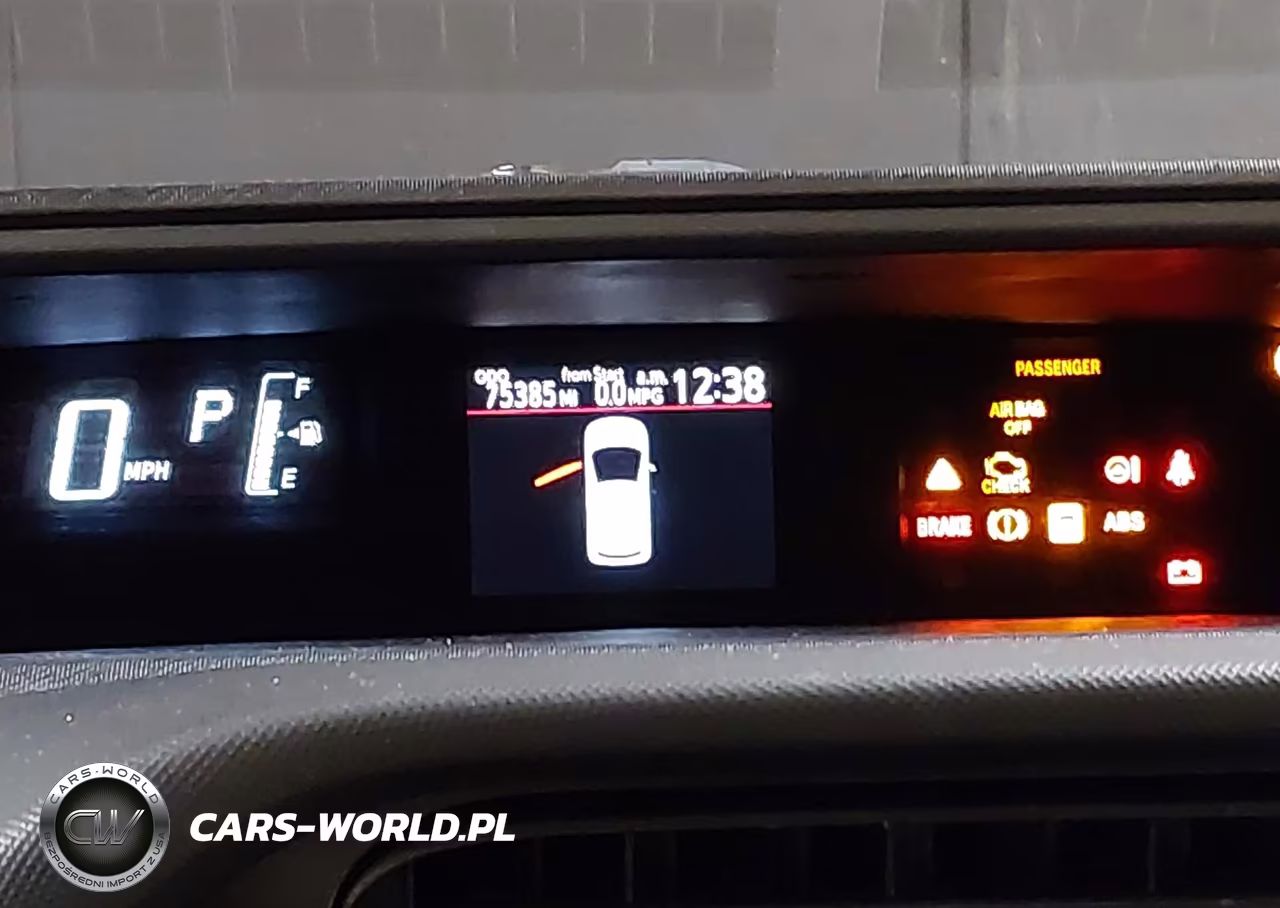 2015 Toyota Prius C One VIN:JTDKDTB35F1108591 - 7
