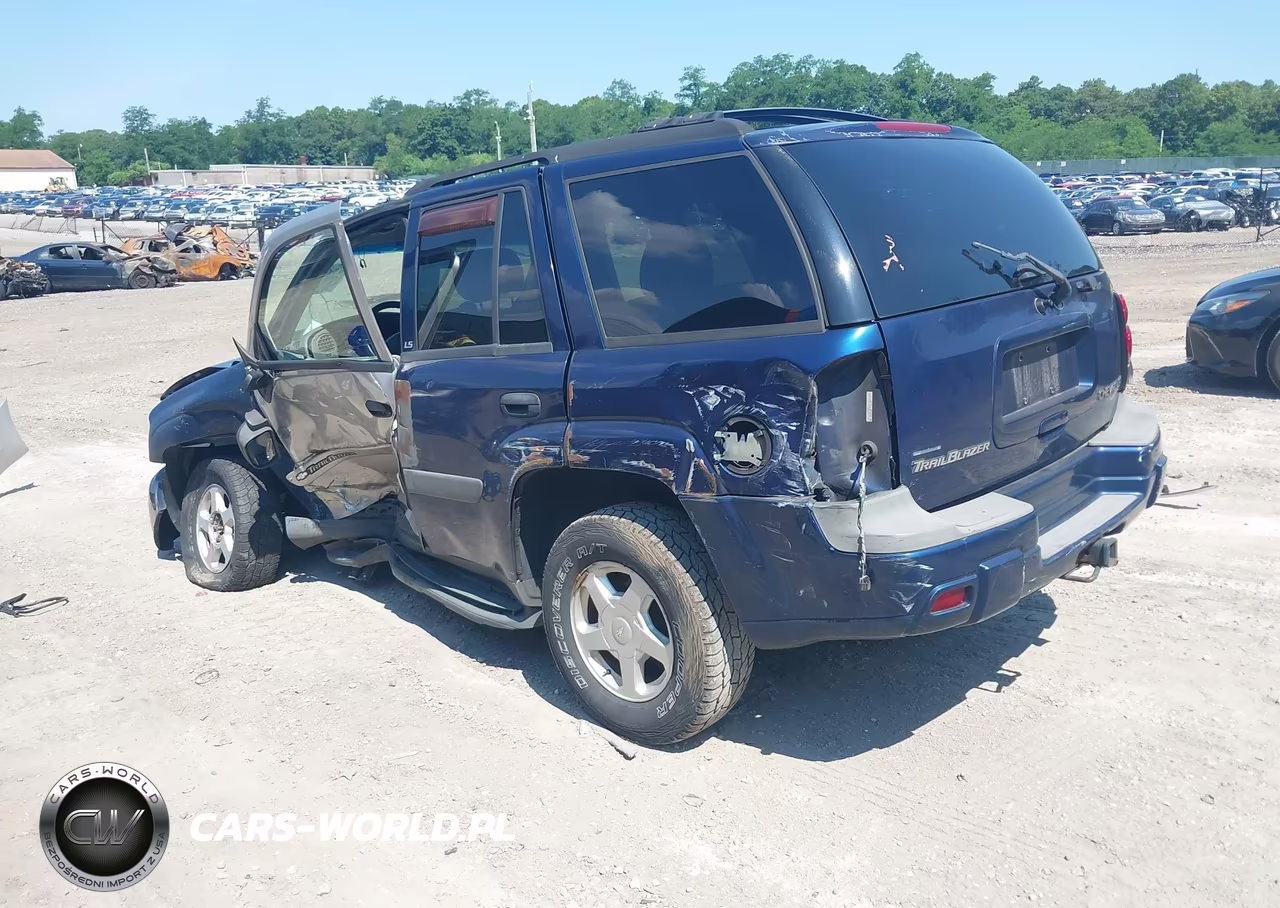 2003 Chevrolet Trailblazer Ls VIN:1GNDT13S132257440 - 3