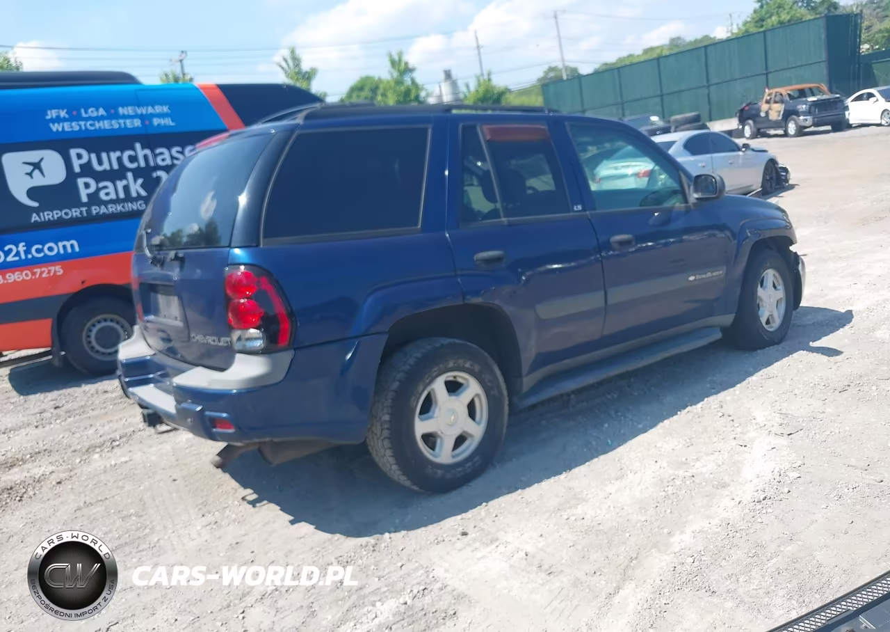 2003 Chevrolet Trailblazer Ls VIN:1GNDT13S132257440 - 4