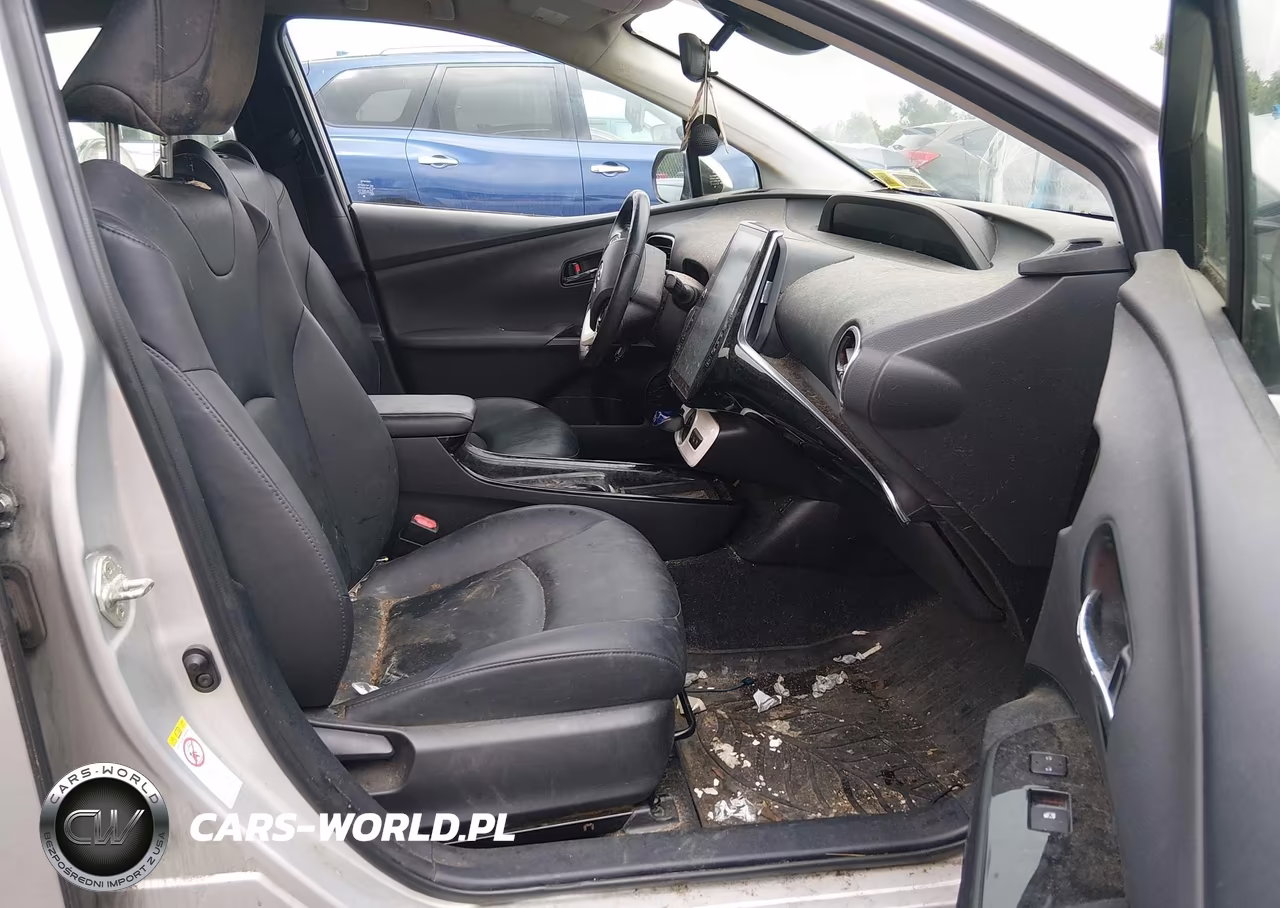 2017 Toyota Prius Prime Premium VIN:JTDKARFP4H3058430 - 5