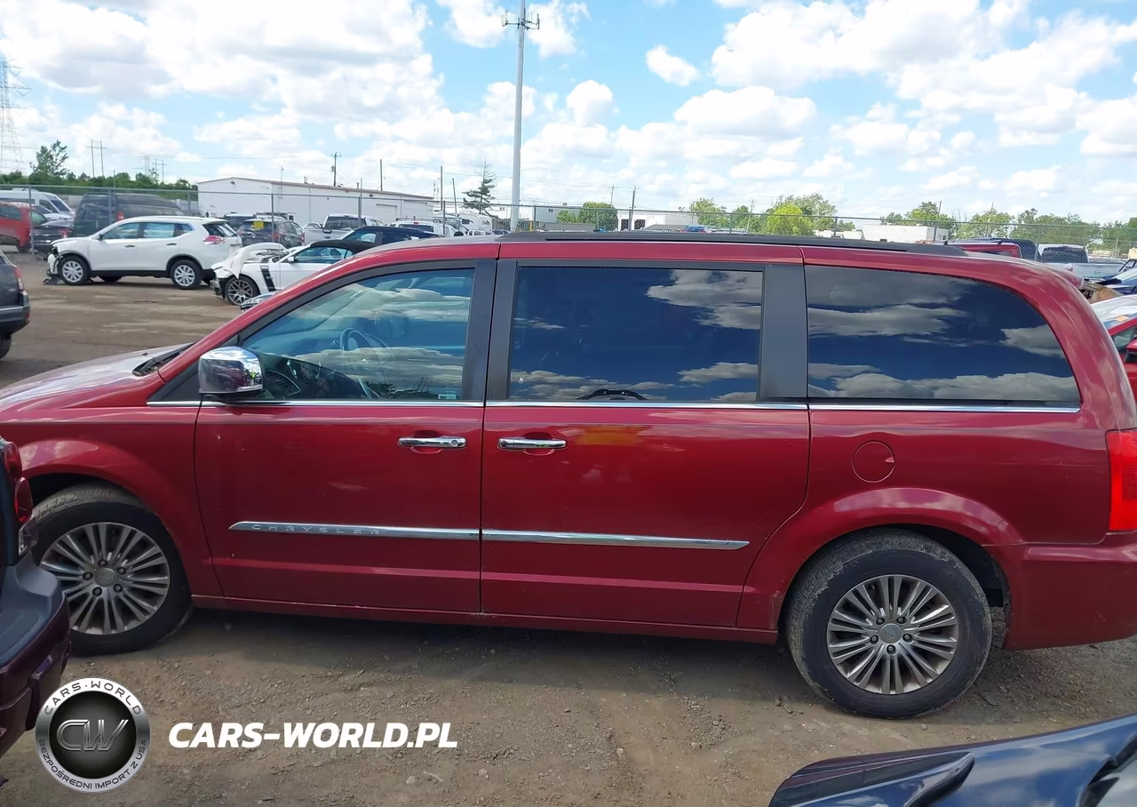 2014 Chrysler Town & Country Touring-L VIN:2C4RC1CG4ER285201 - 15