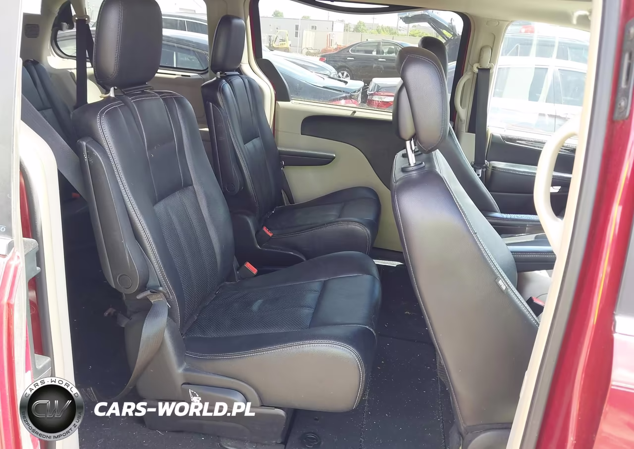 2014 Chrysler Town & Country Touring-L VIN:2C4RC1CG4ER285201 - 8