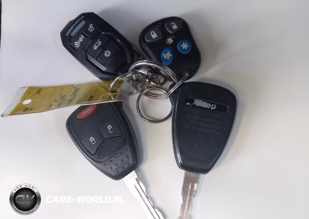 2015 Jeep Wrangler Unlimited Sport VIN:1C4BJWDG4FL696529 - 11