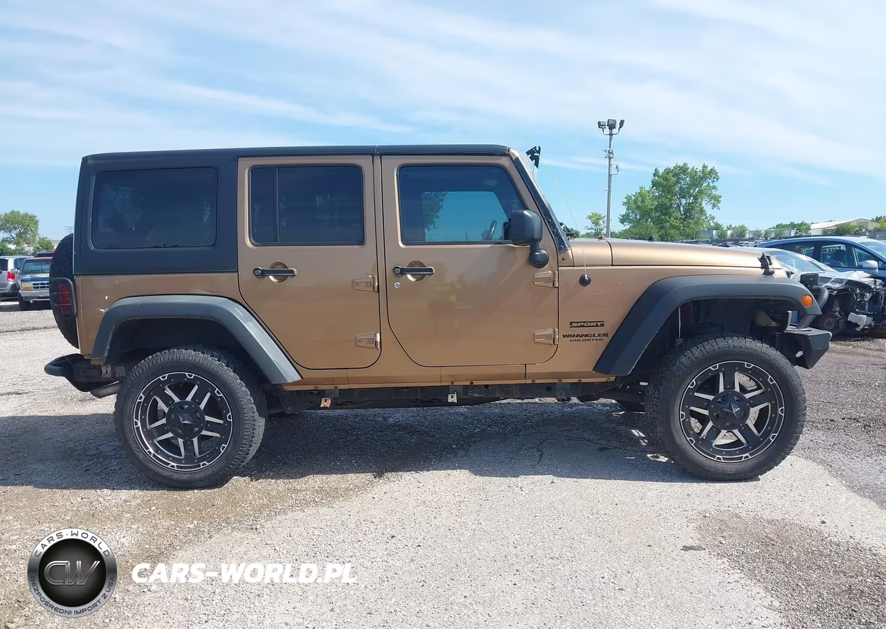 2015 Jeep Wrangler Unlimited Sport VIN:1C4BJWDG4FL696529 - 13