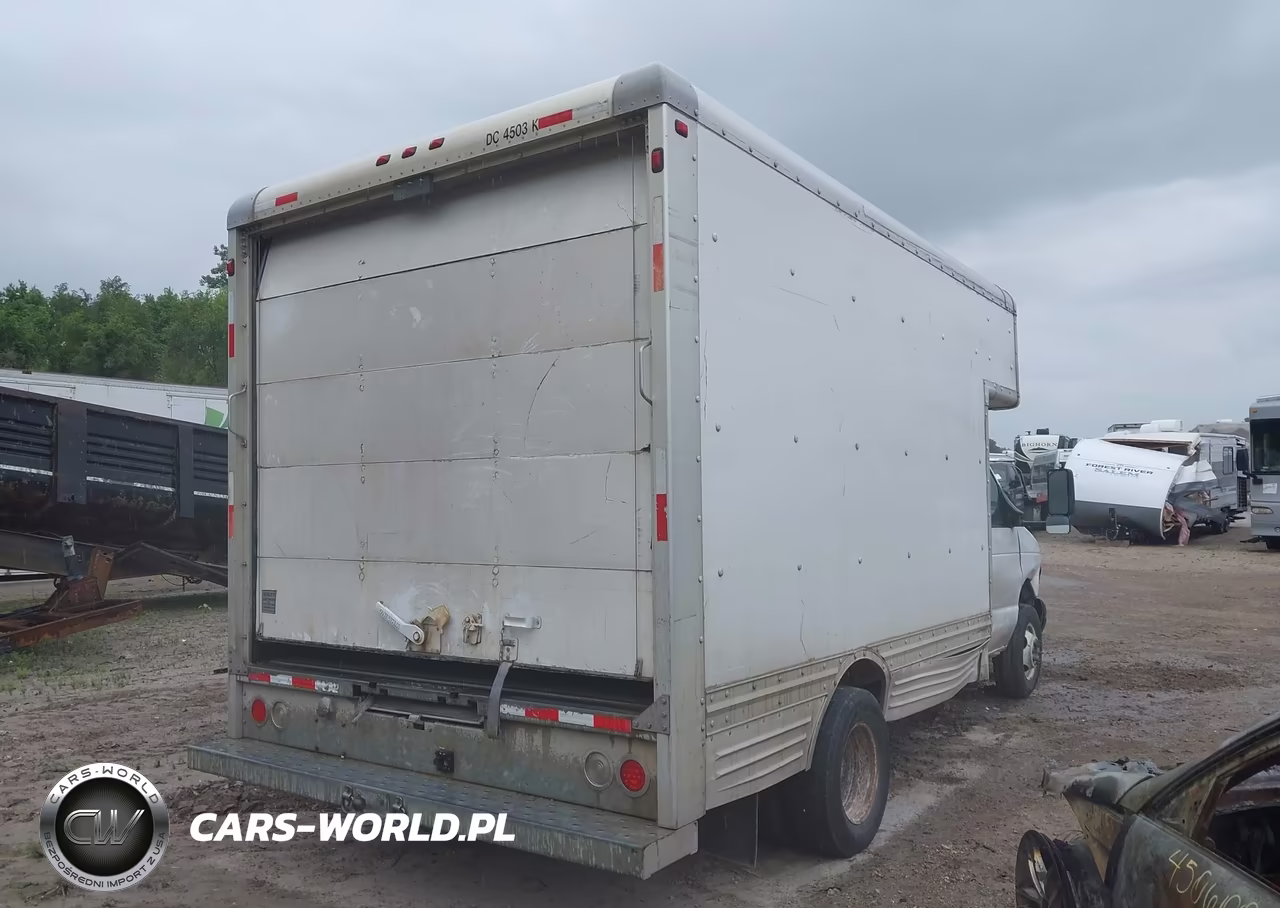 2007 Ford E-450 Cutaway VIN:1FDXE45S87DB18121 - 4