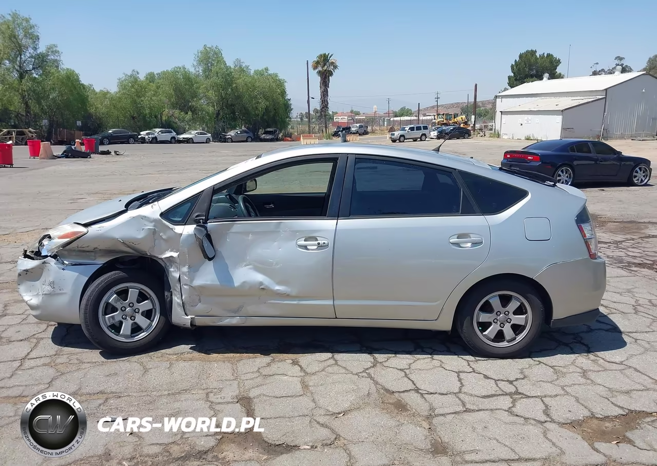 2005 Toyota Prius VIN:JTDKB20U857040570 - 13