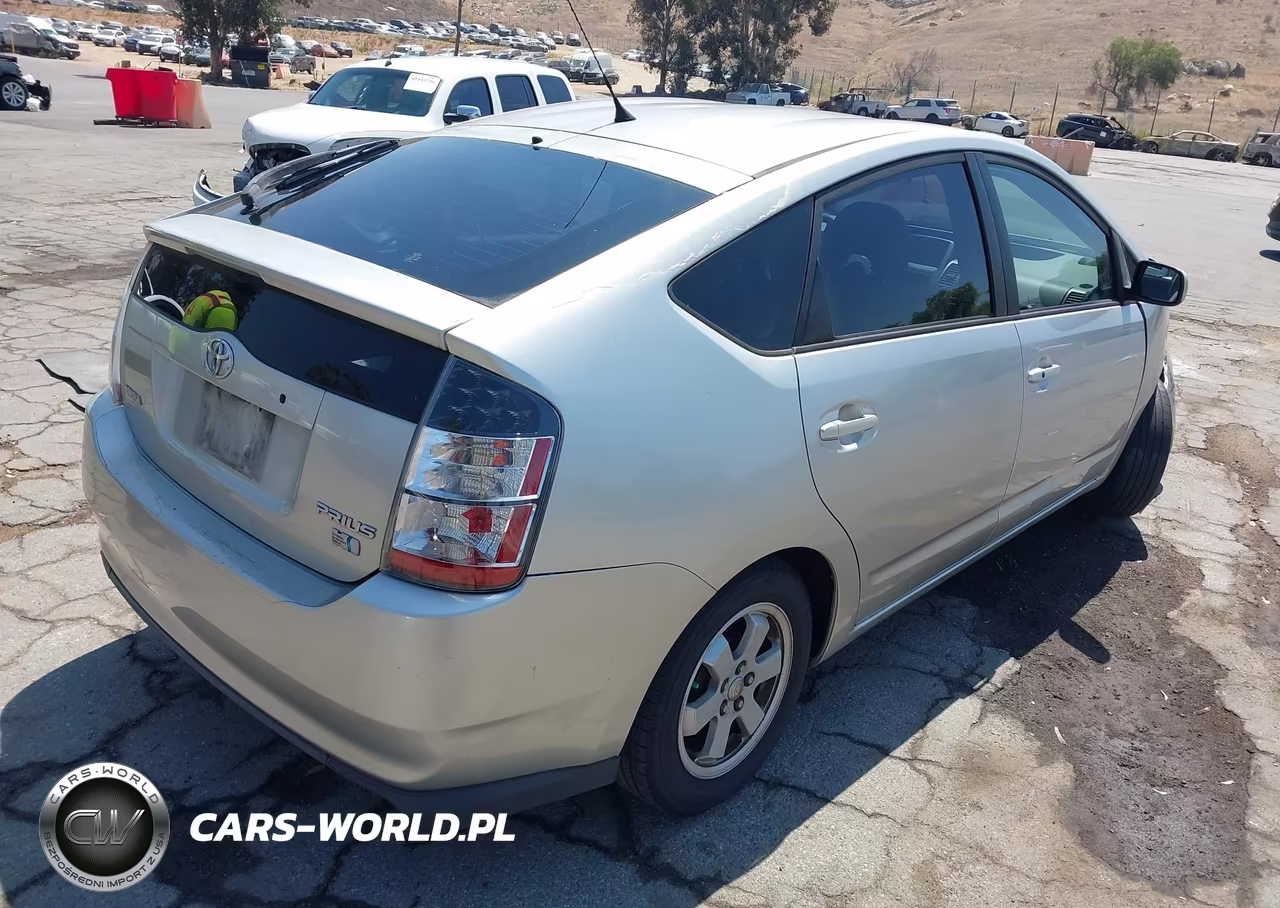 2005 Toyota Prius VIN:JTDKB20U857040570 - 4