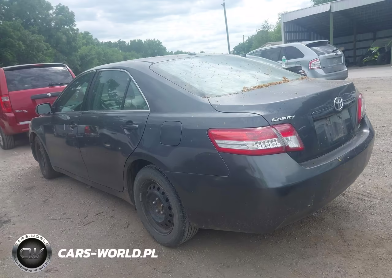 2010 Toyota Camry Le VIN:4T1BF3EK4AU103754 - 3