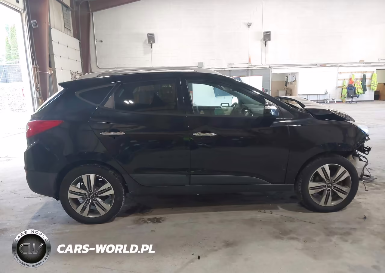 2015 Hyundai Tucson Limited VIN:KM8JUCAG7FU069478 - 14
