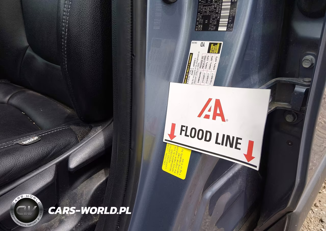 2022 Toyota Corolla Cross Le VIN:7MUCAAAG6NV002387 - 6