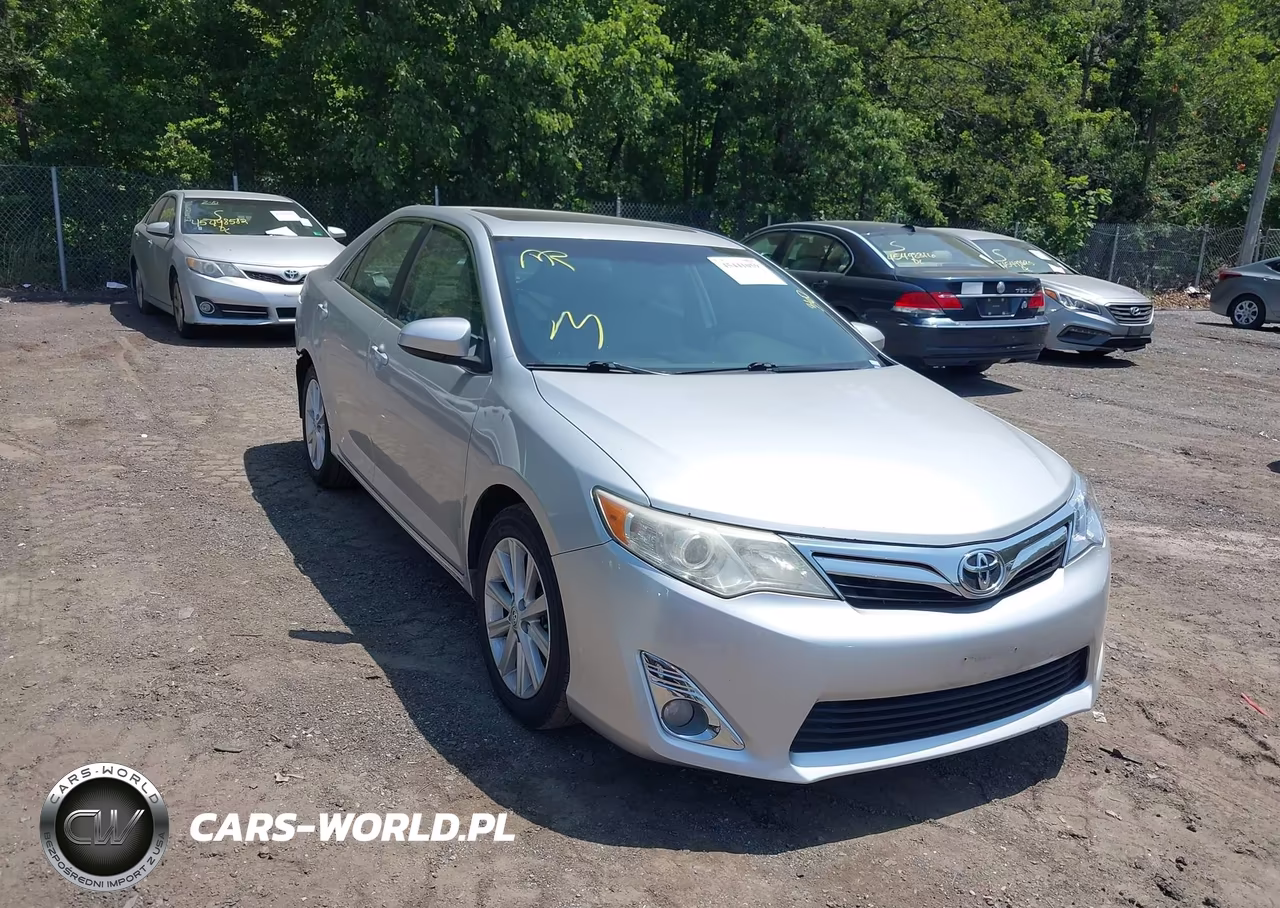 2013 Toyota Camry Xle – zdjęcie 1 z 16