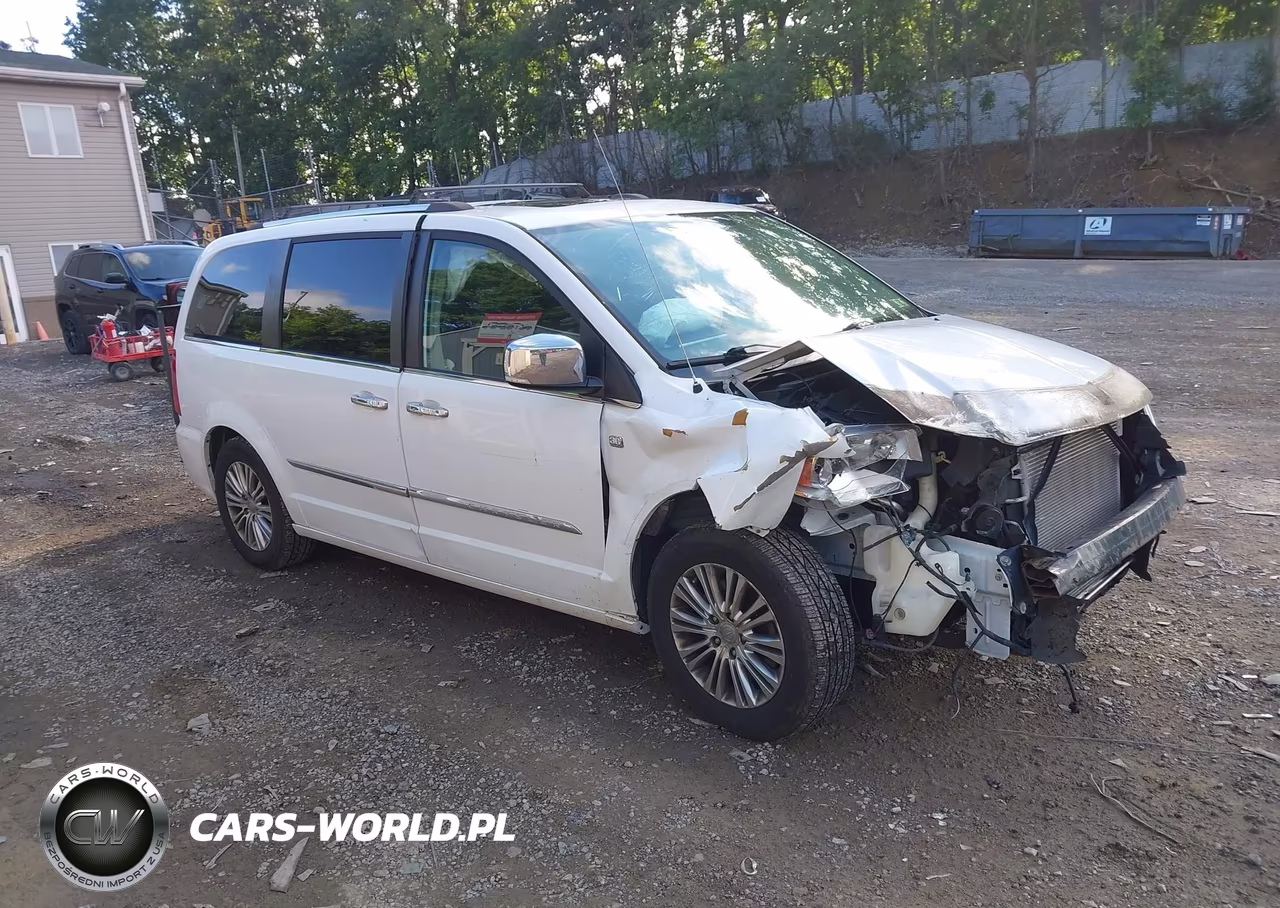 2014 Chrysler Town & Country Touring-L 30Th Anniversary – zdjęcie 1 z 16