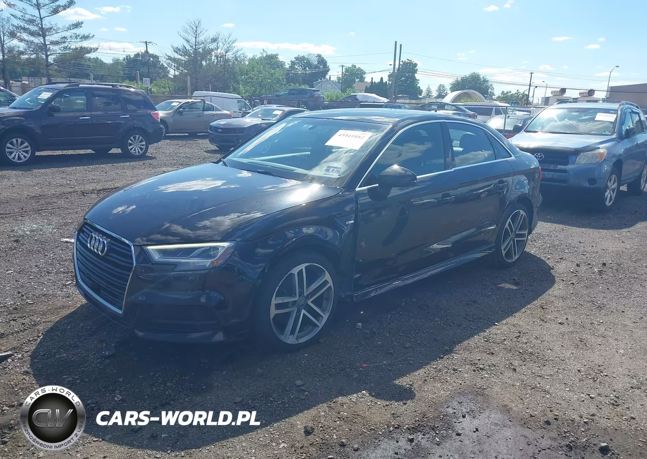 2017 Audi A3 Premium Plus VIN:WAUJ8GFF6H1034707 - 2