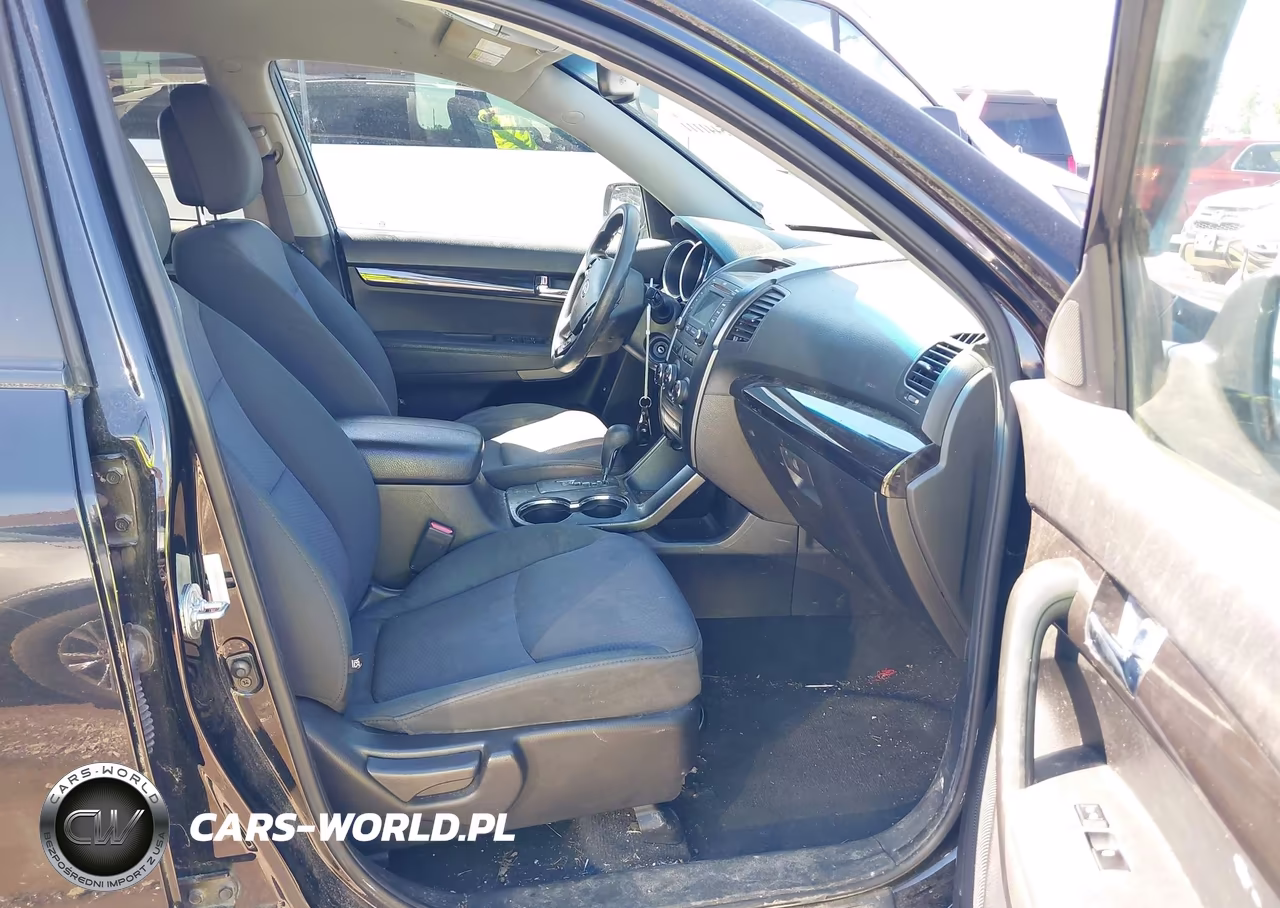 2013 Kia Sorento Lx VIN:5XYKTCA69DG325508 - 5