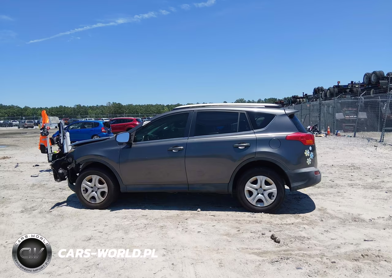 2015 Toyota Rav4 Le VIN:JTMZFREV8FJ024502 - 15