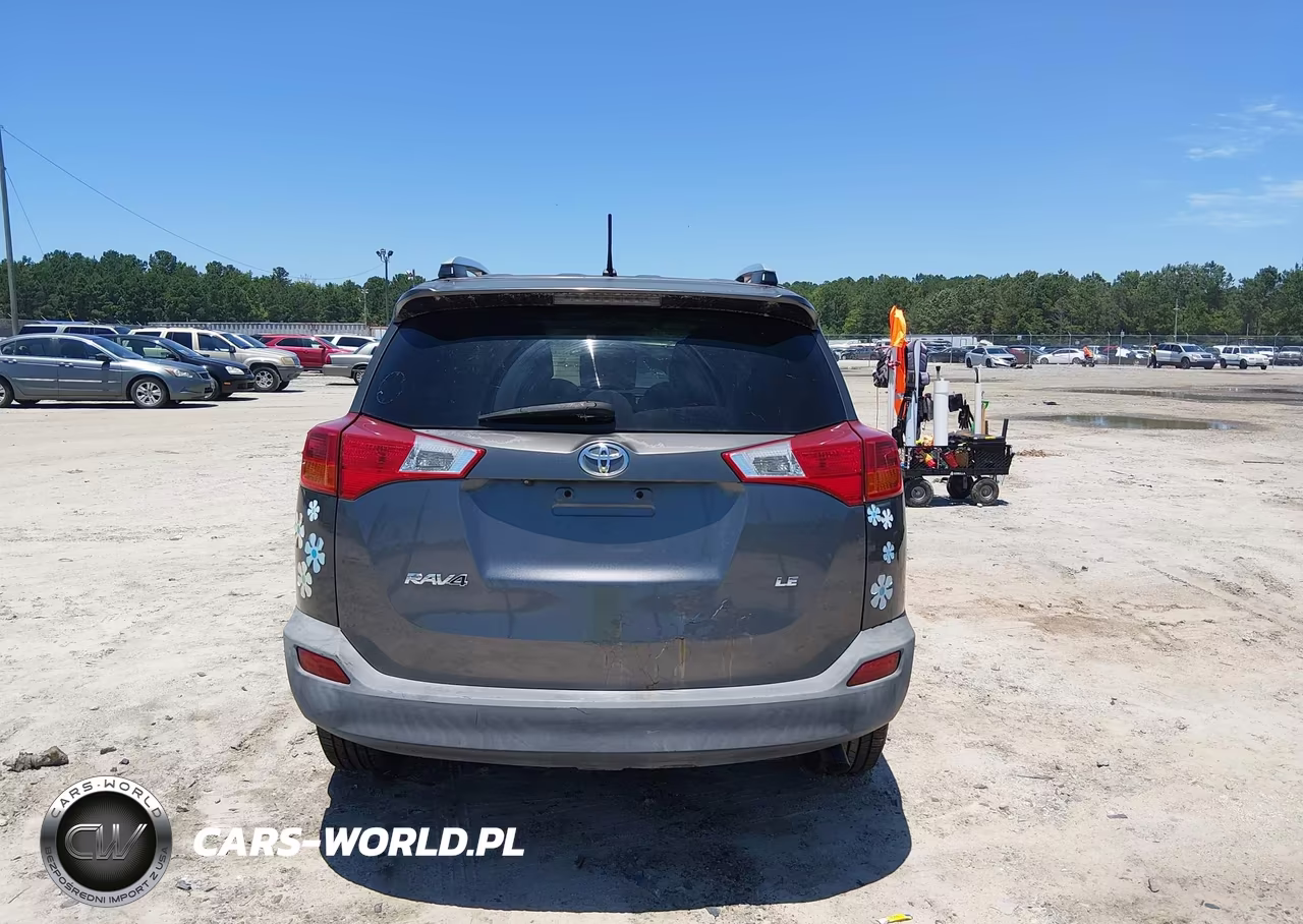2015 Toyota Rav4 Le VIN:JTMZFREV8FJ024502 - 17
