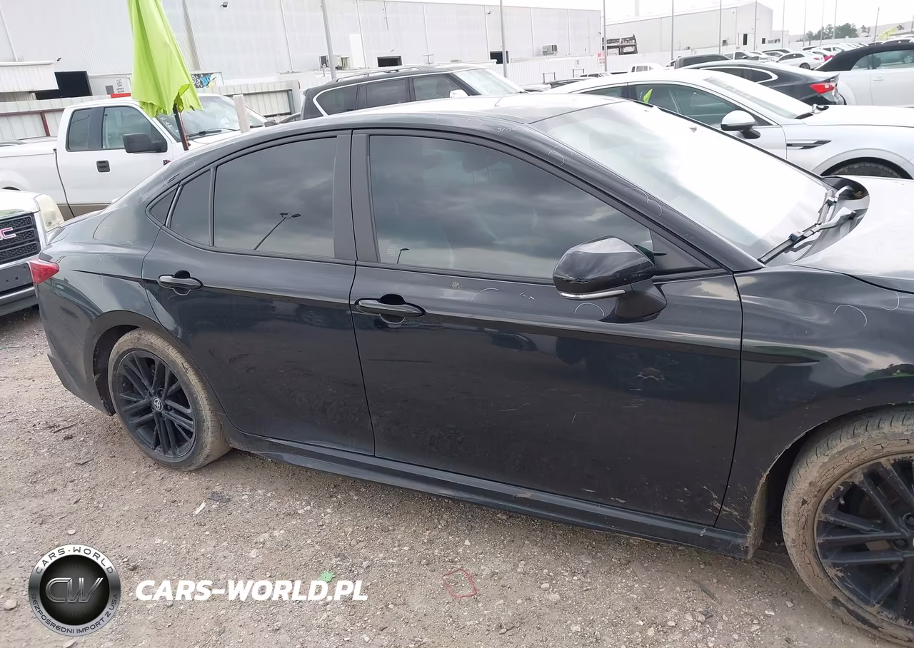 2025 Toyota Camry Se VIN:4T1DAACK3SU115829 - 13