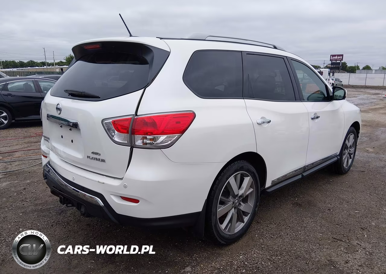 2015 Nissan Pathfinder Platinum VIN:5N1AR2MM5FC612720 - 4