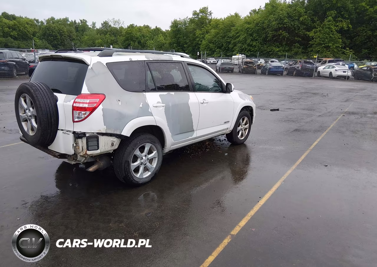 2011 Toyota Rav4 Limited VIN:2T3YF4DV4BW066077 - 4