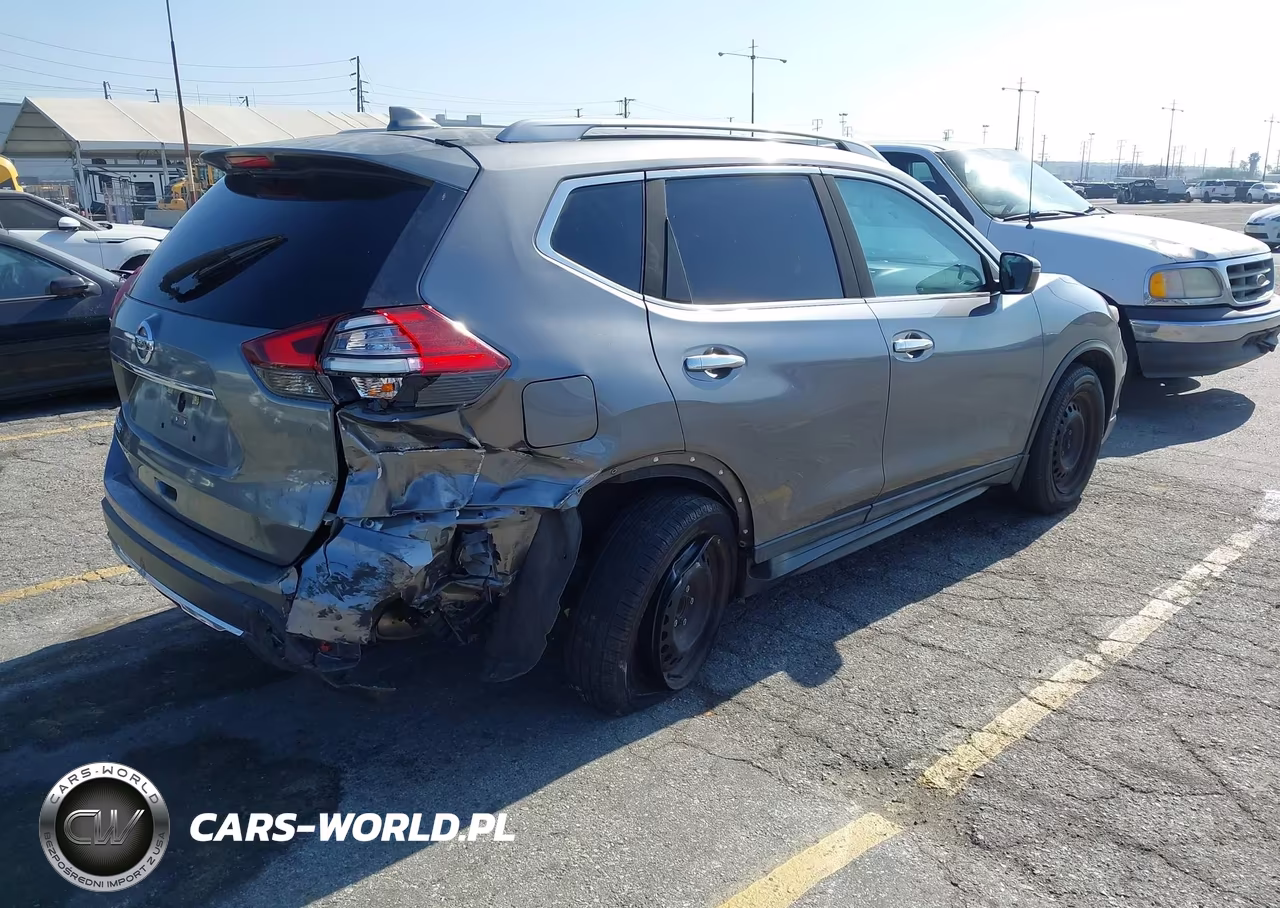 2017 Nissan Rogue S VIN:5N1AT2MT6HC776280 - 4