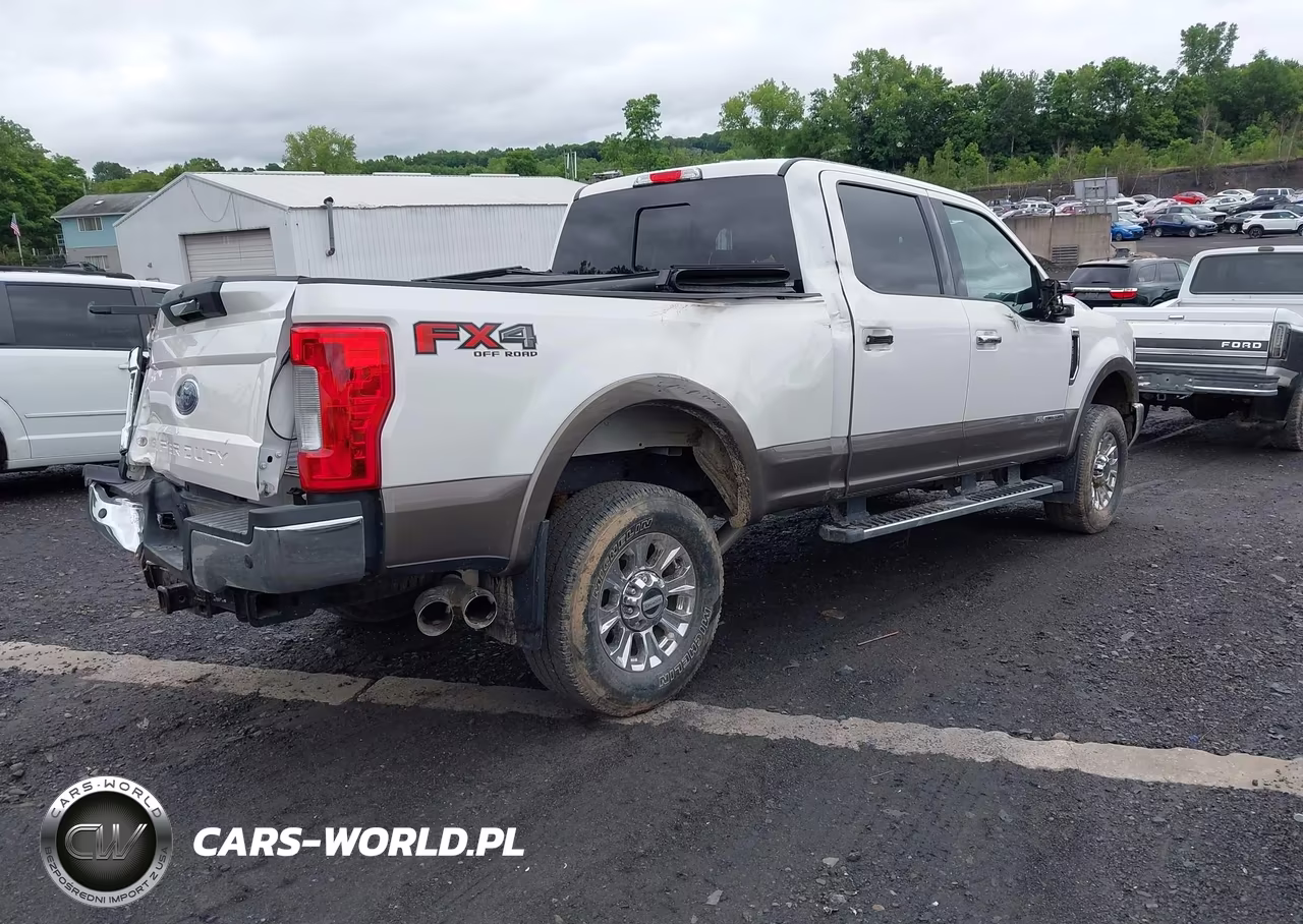 2019 Ford F-250 King Ranch-Lariat-Limited-Platinum-Xl-Xlt VIN:1FT7W2BT9KED59563 - 4