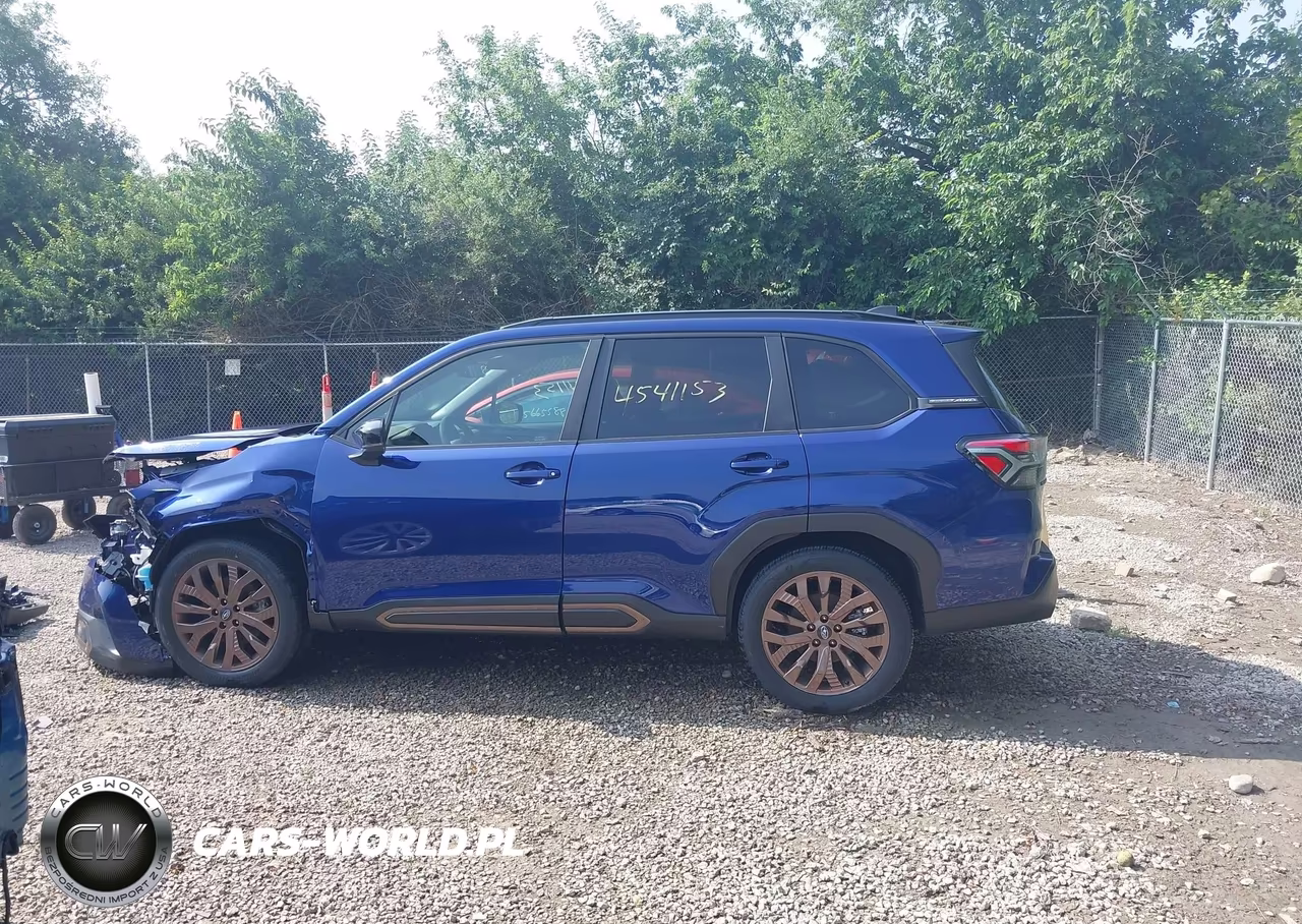 2025 Subaru Forester Sport VIN:JF2SLDHC1SH552568 - 15
