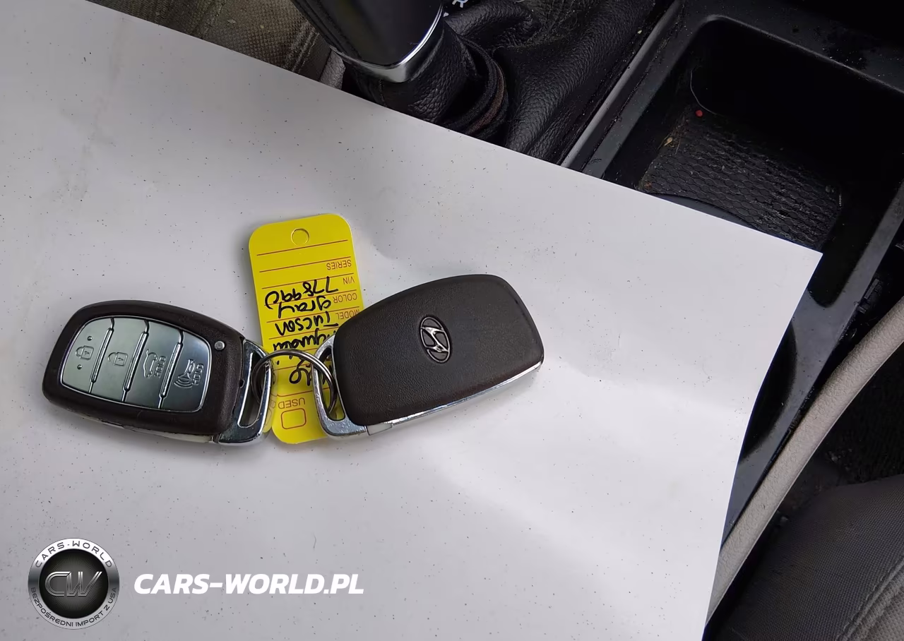2018 Hyundai Tucson Sport VIN:KM8J3CAL0JU778990 - 11