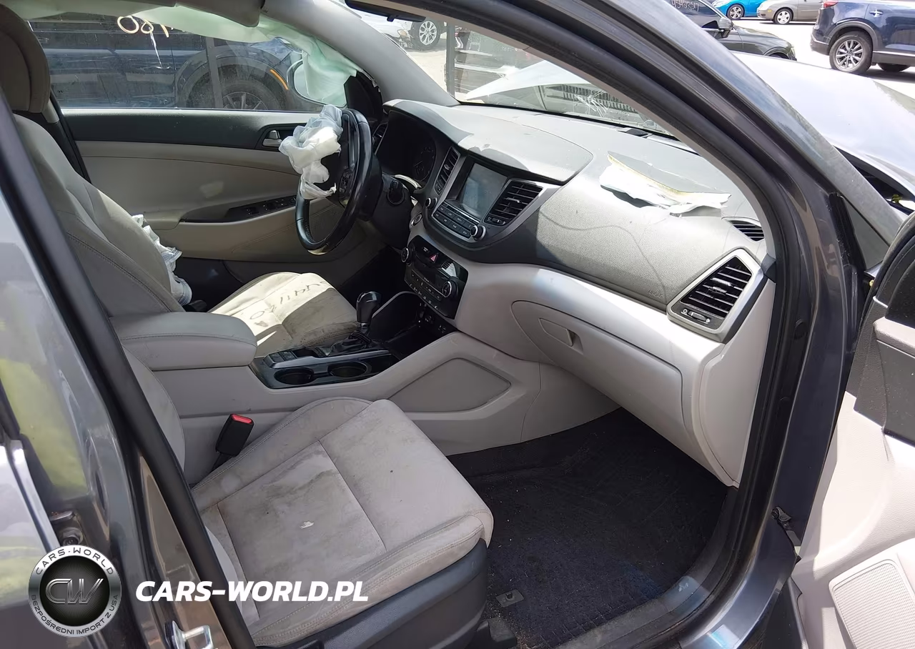 2018 Hyundai Tucson Sport VIN:KM8J3CAL0JU778990 - 5