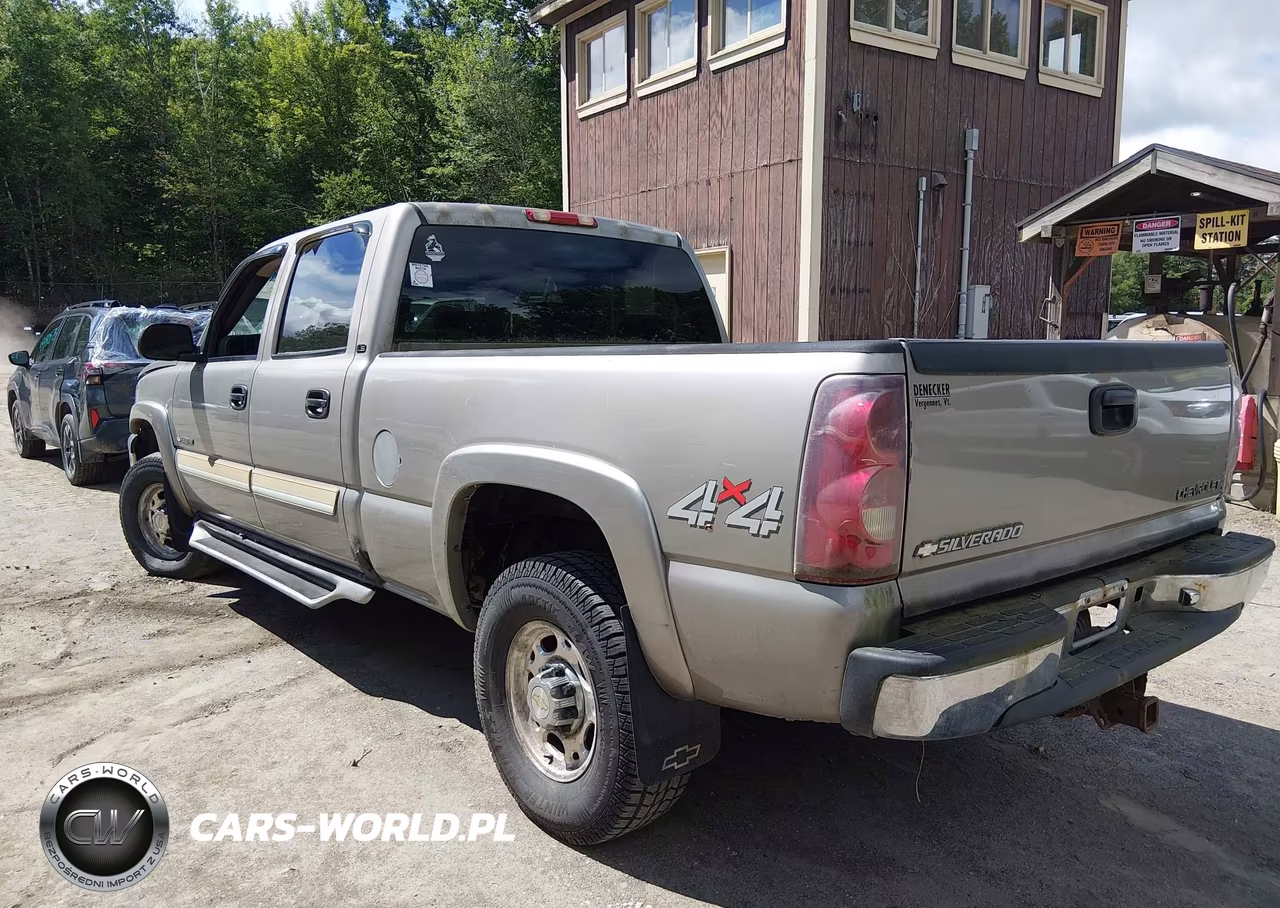 2003 Chevrolet Silverado 1500Hd Ls VIN:1GCGK13U73F135670 - 3