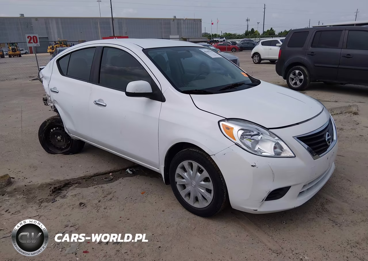 2012 Nissan Versa 1.6 Sv