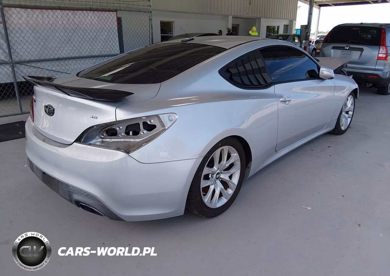 2016 Hyundai Genesis 3.8 Base VIN:KMHHT6KJ4GU135533 - 4