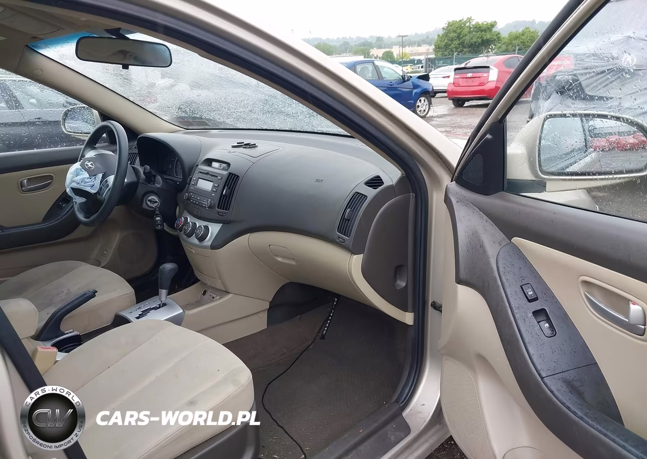 2009 Hyundai Elantra Gls VIN:KMHDU46D39U751067 - 5