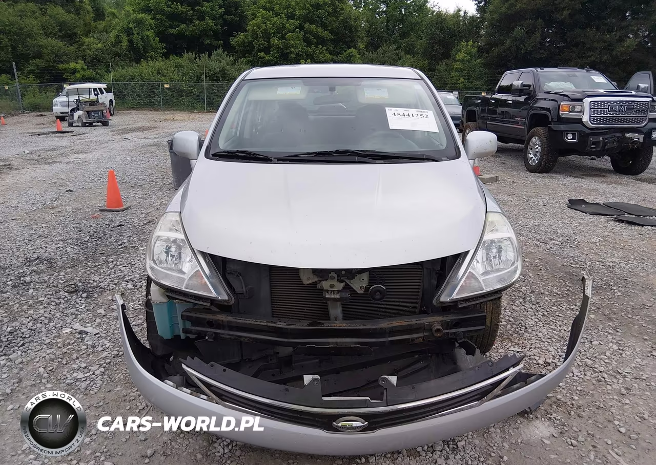 2010 Nissan Versa 1.8S VIN:3N1BC1AP8AL392833 - 12