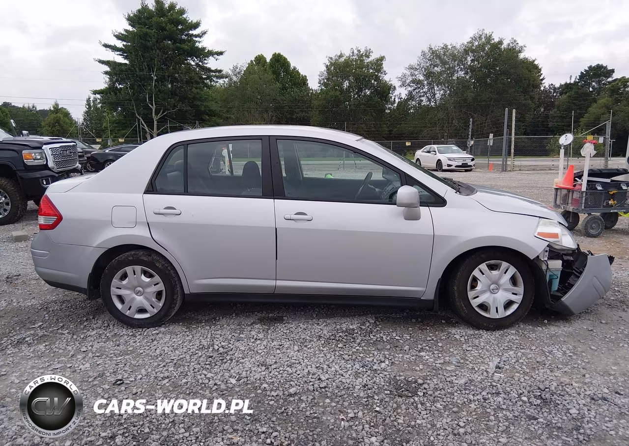 2010 Nissan Versa 1.8S VIN:3N1BC1AP8AL392833 - 13