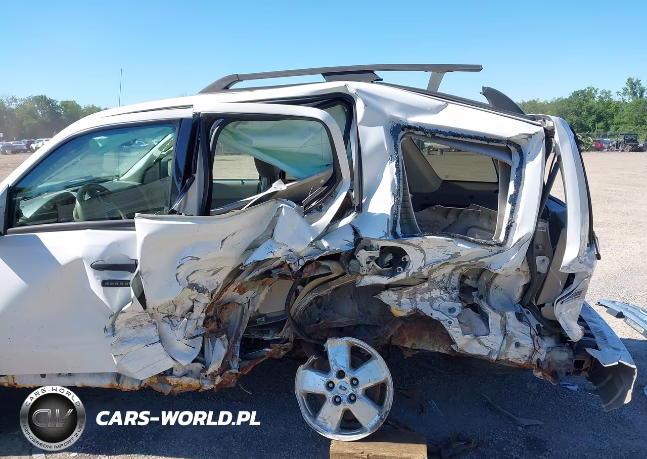 2010 Ford Escape Xlt VIN:1FMCU0D71AKC69263 - 6