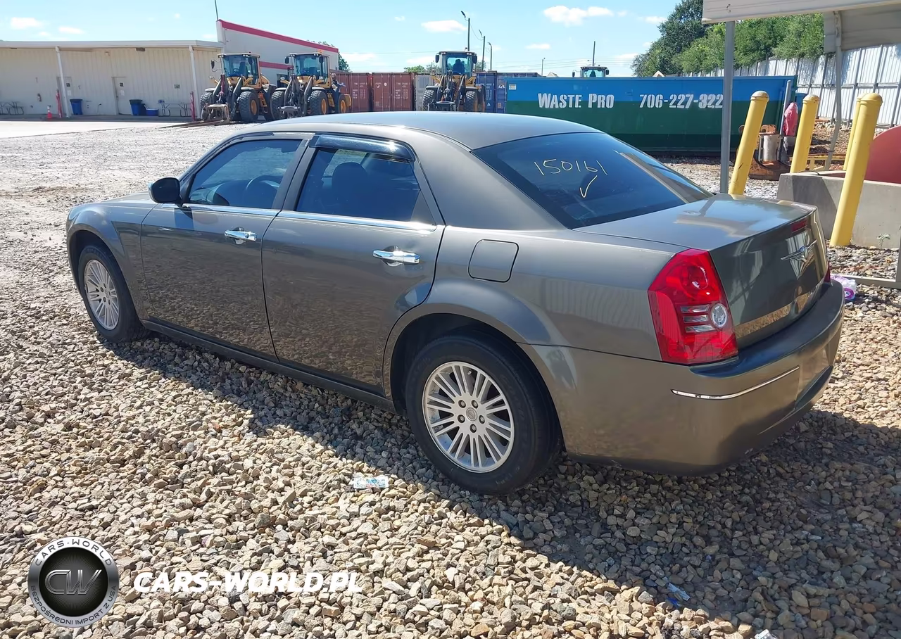 2010 Chrysler 300 Touring VIN:2C3CA4CD2AH150161 - 3