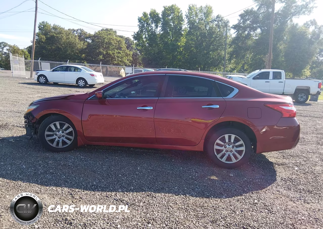 2017 Nissan Altima 2.5 S VIN:1N4AL3AP4HN313663 - 15