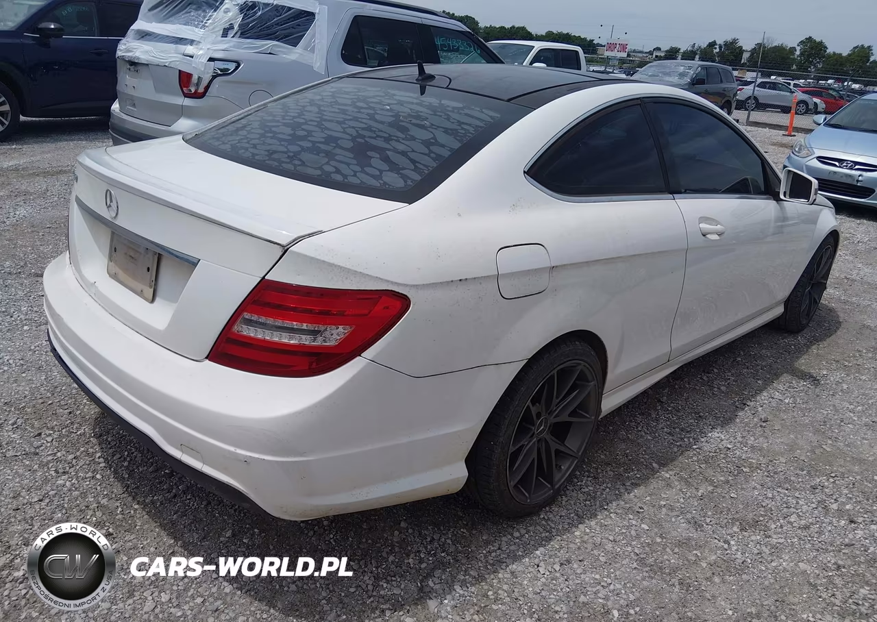 2013 Mercedes-Benz C 250 VIN:WDDGJ4HB1DG056413 - 4
