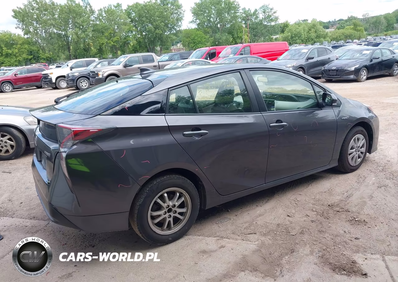 2016 Toyota Prius Two VIN:JTDKBRFU2G3506262 - 4