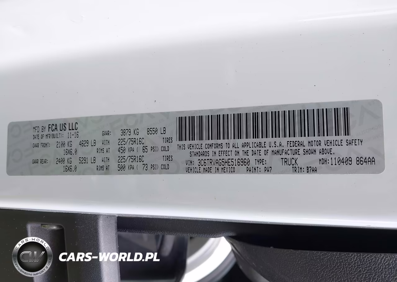 2017 Ram Promaster 1500 Low Roof 136 Wb VIN:3C6TRVAG5HE516960 - 9
