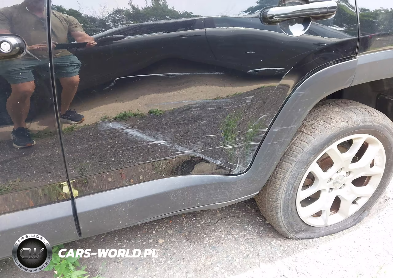 2017 Jeep Renegade Latitude VIN:ZACCJBBB6HPG09183 - 6