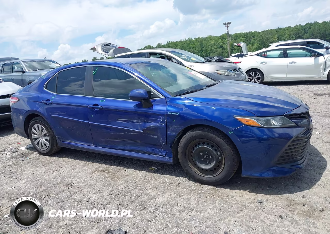 2018 Toyota Camry Hybrid Le VIN:4T1B31HK8JU500649 - 13