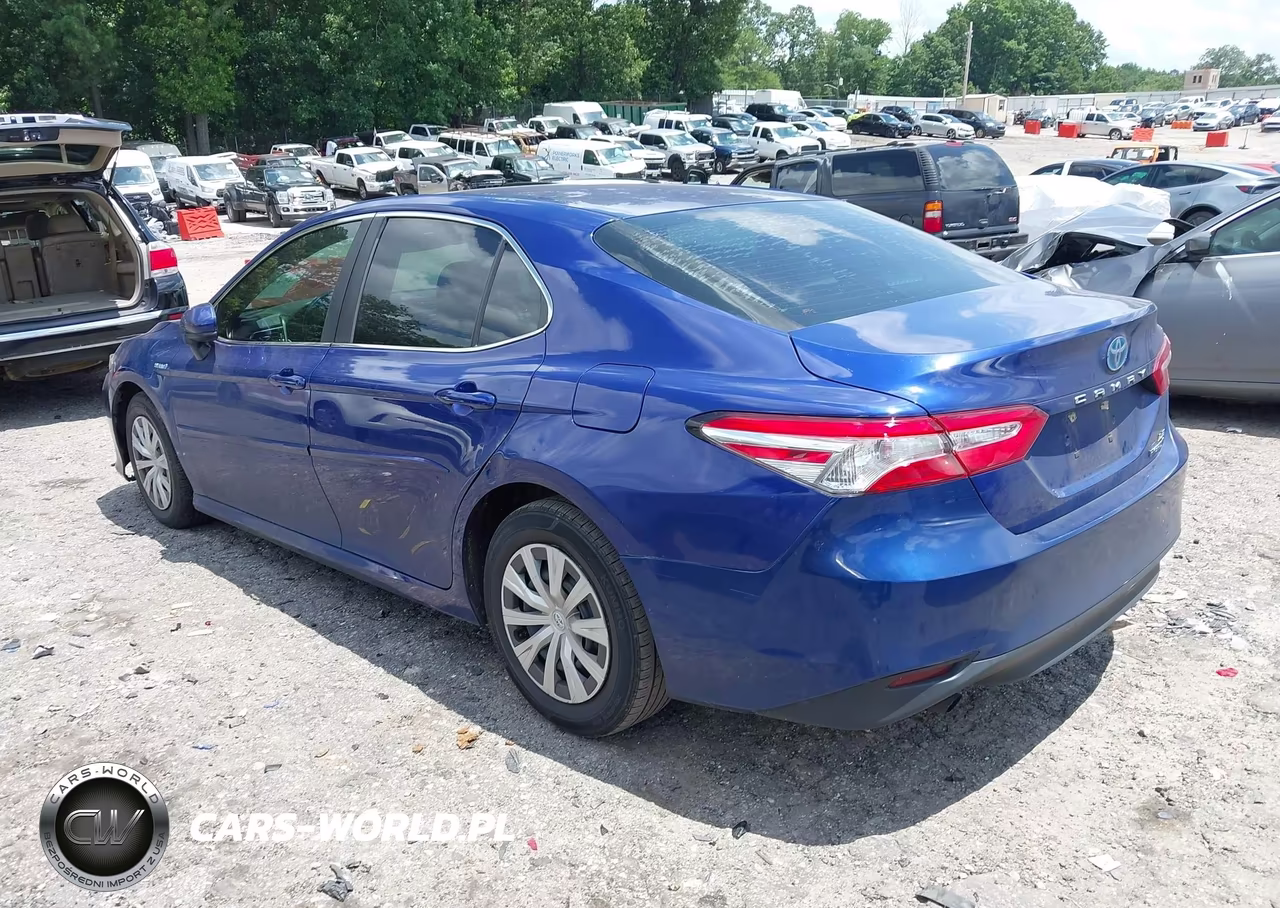 2018 Toyota Camry Hybrid Le VIN:4T1B31HK8JU500649 - 3