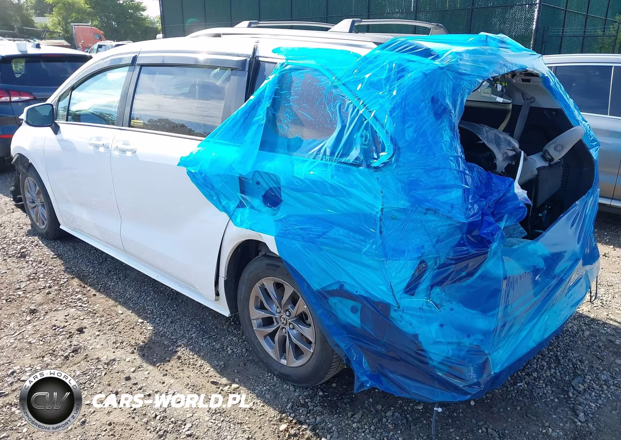 2025 Toyota Sienna Le VIN:5TDKSKFC6SS220467 - 3